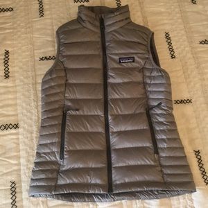 XS Women’s Patagonia Down Vest